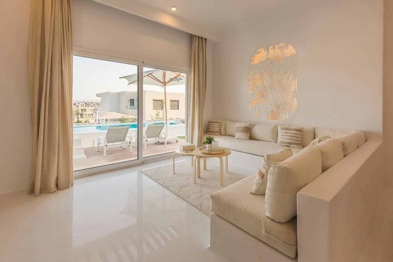 Tanoak Resort Ain Sukhna Exterior foto A living room at the hotel